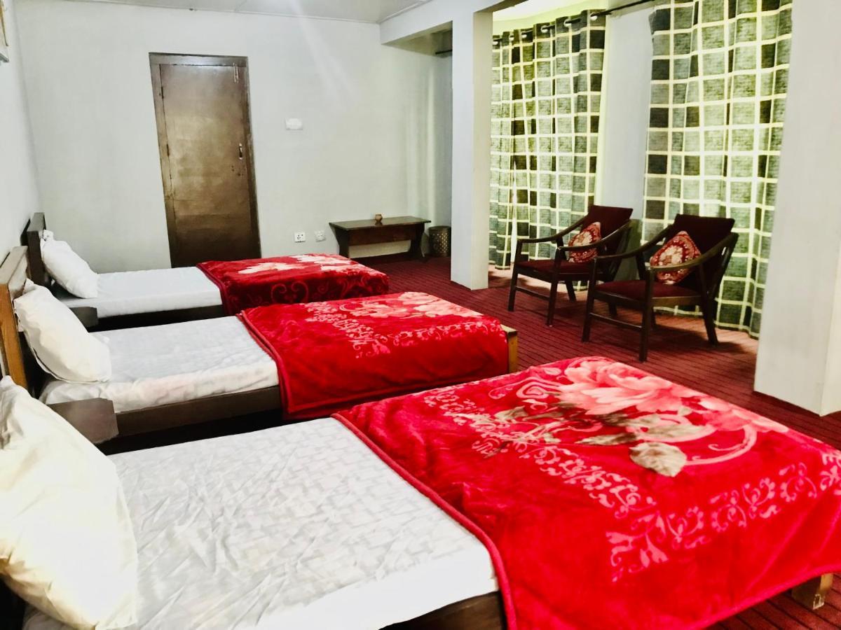 Skardu Lodge Buitenkant foto