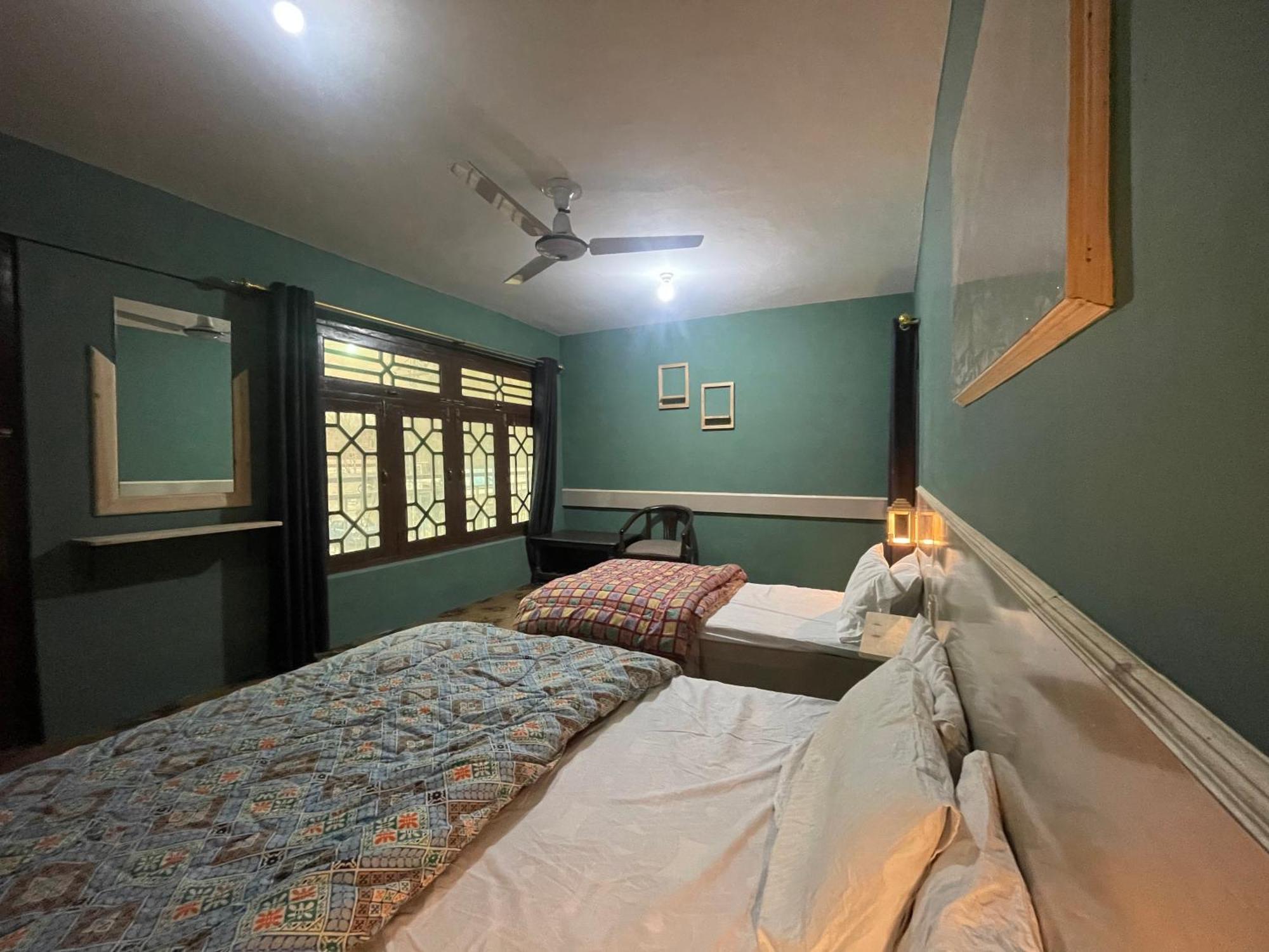 Skardu Lodge Buitenkant foto