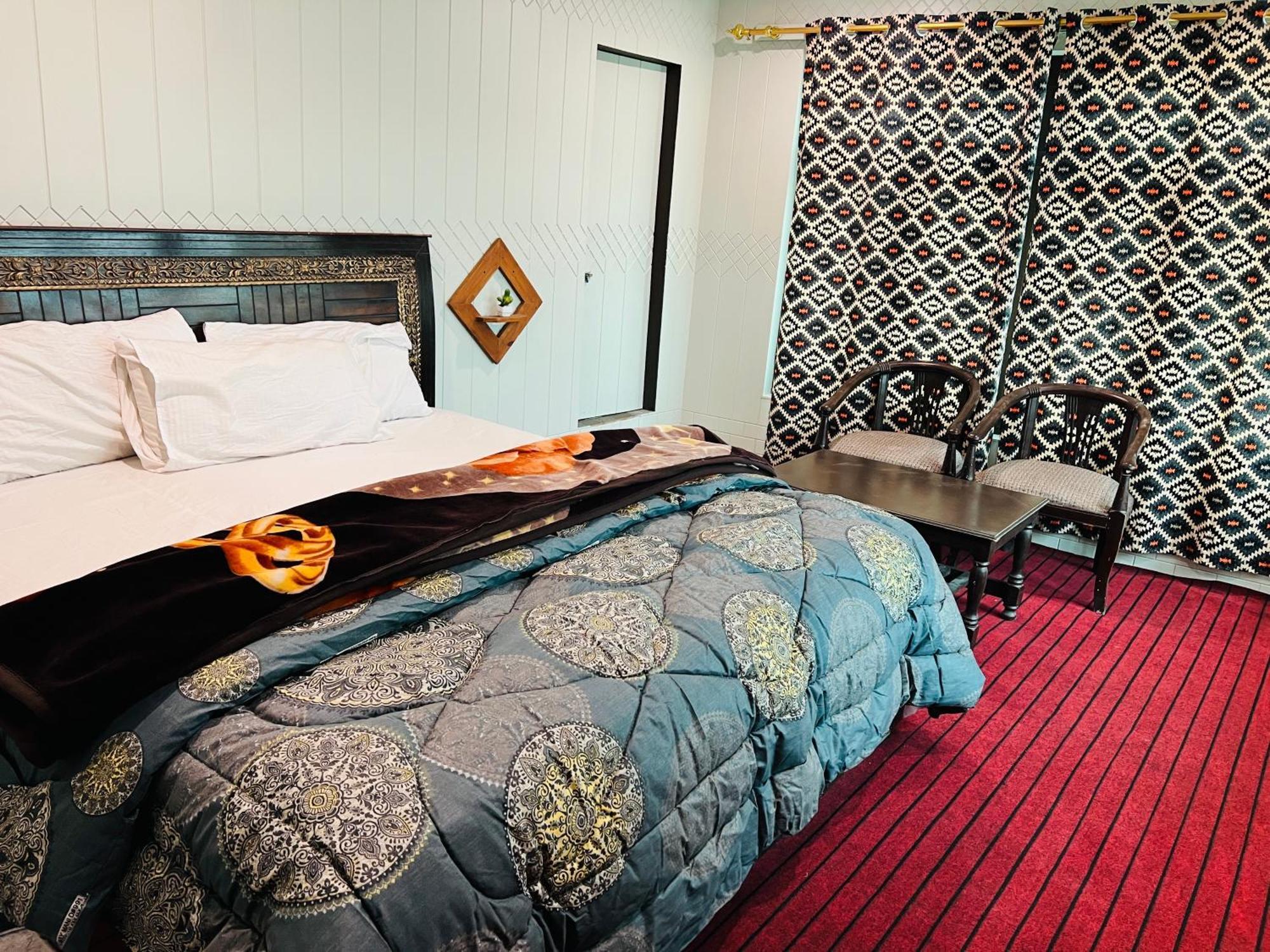 Skardu Lodge Buitenkant foto